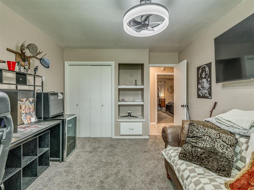 9008 Raven Avenue Property Photo 32