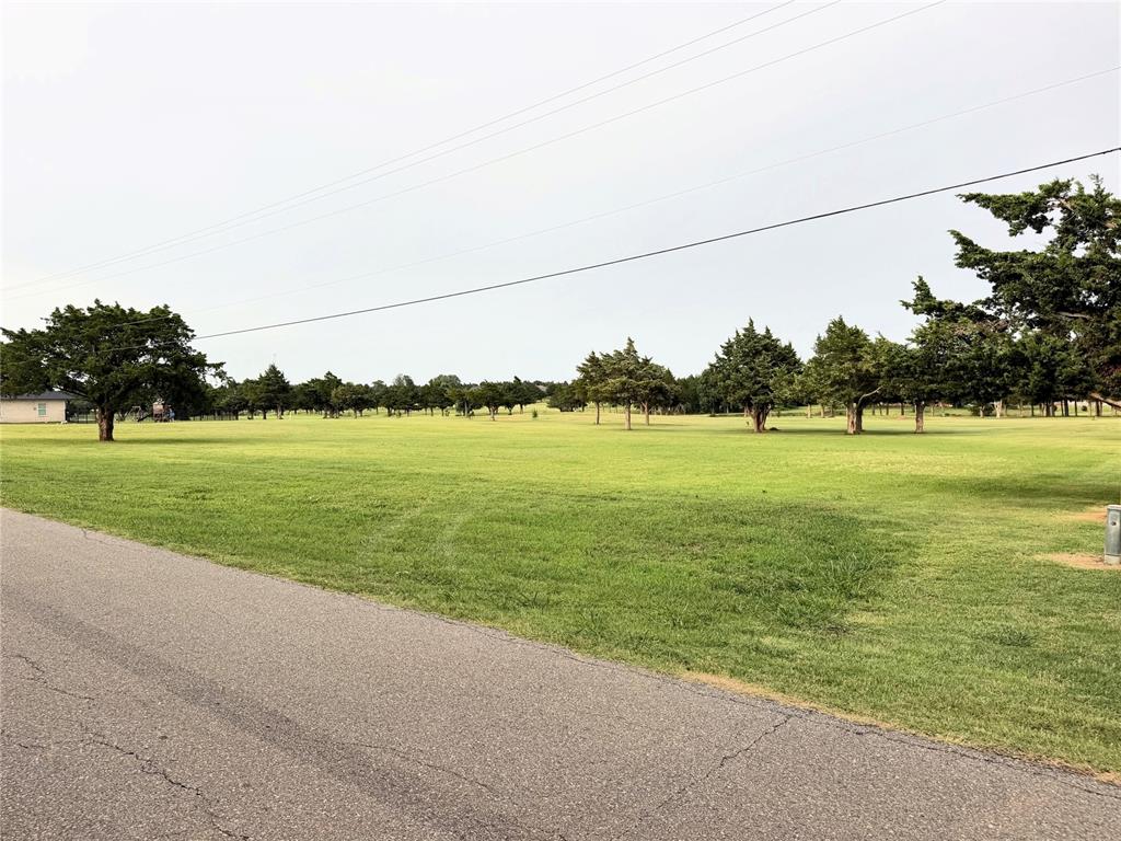 S May Avenue Property Photo 3
