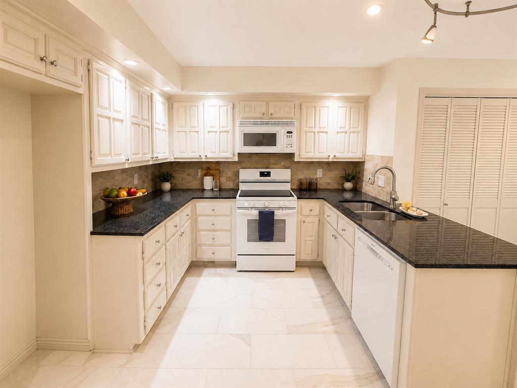 11302 N Benttree Circle Property Photo 7