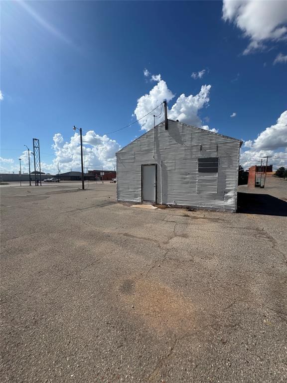 202 S 4th Street Property Photo 2