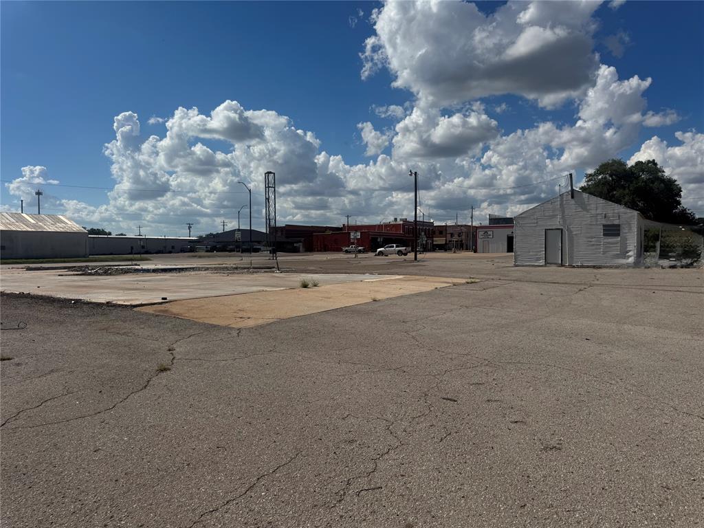 202 S 4th Street Property Photo 4