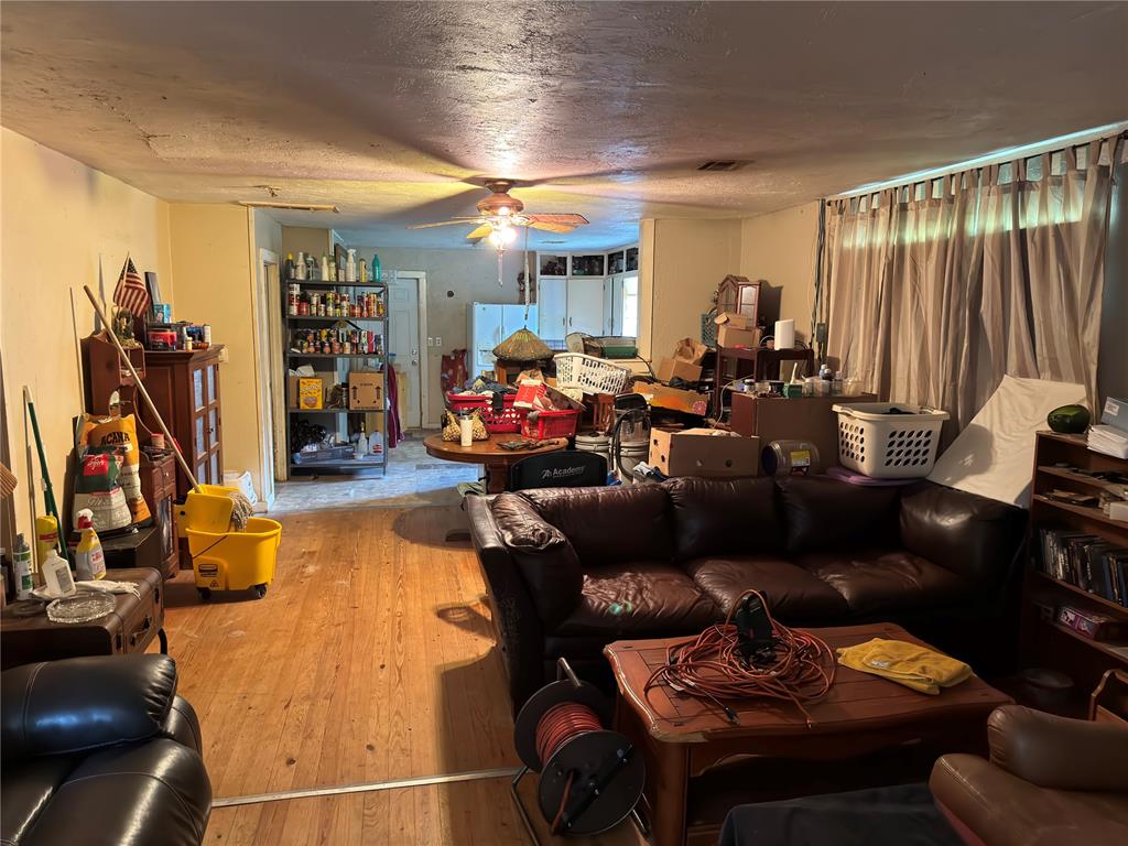1908 Se 138th Avenue Property Photo 2