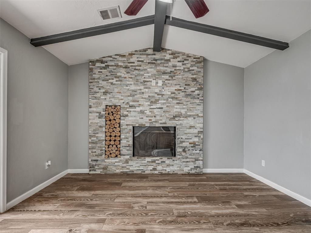 1132 Sw 77th Place Property Photo 6