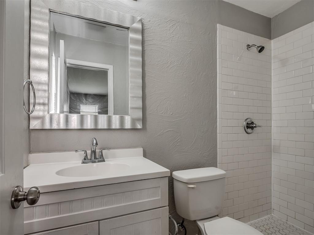 1132 Sw 77th Place Property Photo 12