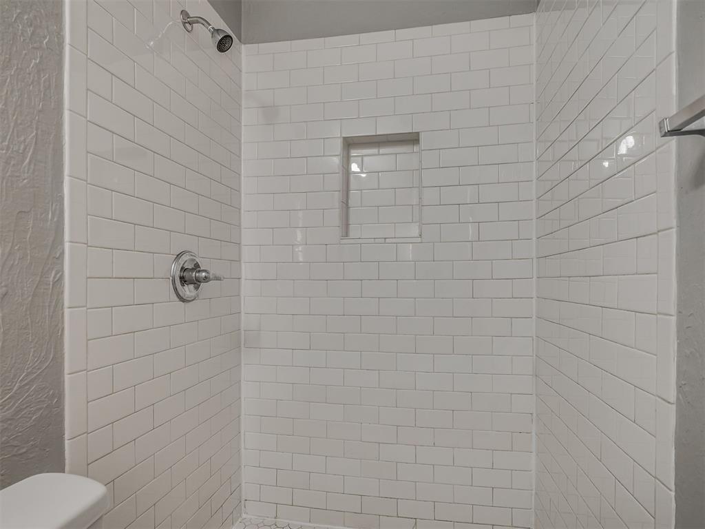 1132 Sw 77th Place Property Photo 13