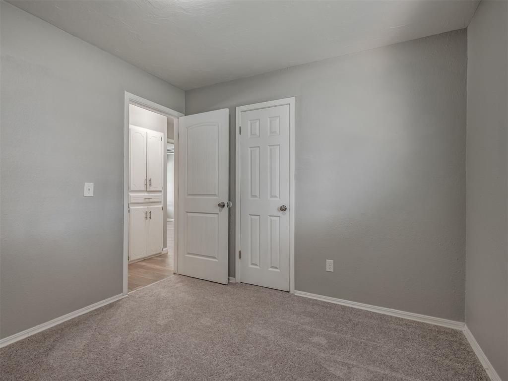 1132 Sw 77th Place Property Photo 14