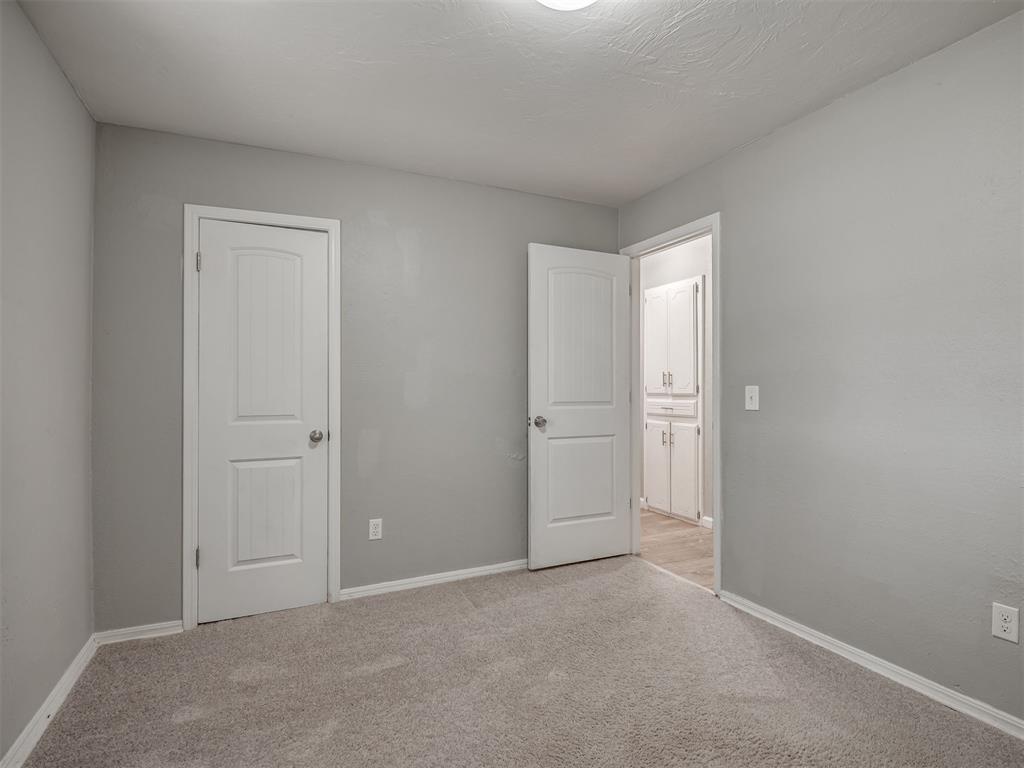 1132 Sw 77th Place Property Photo 19
