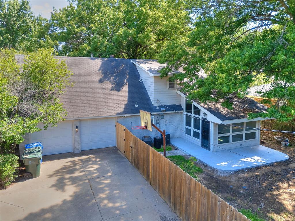 1801 Aladdin Street Property Photo 2