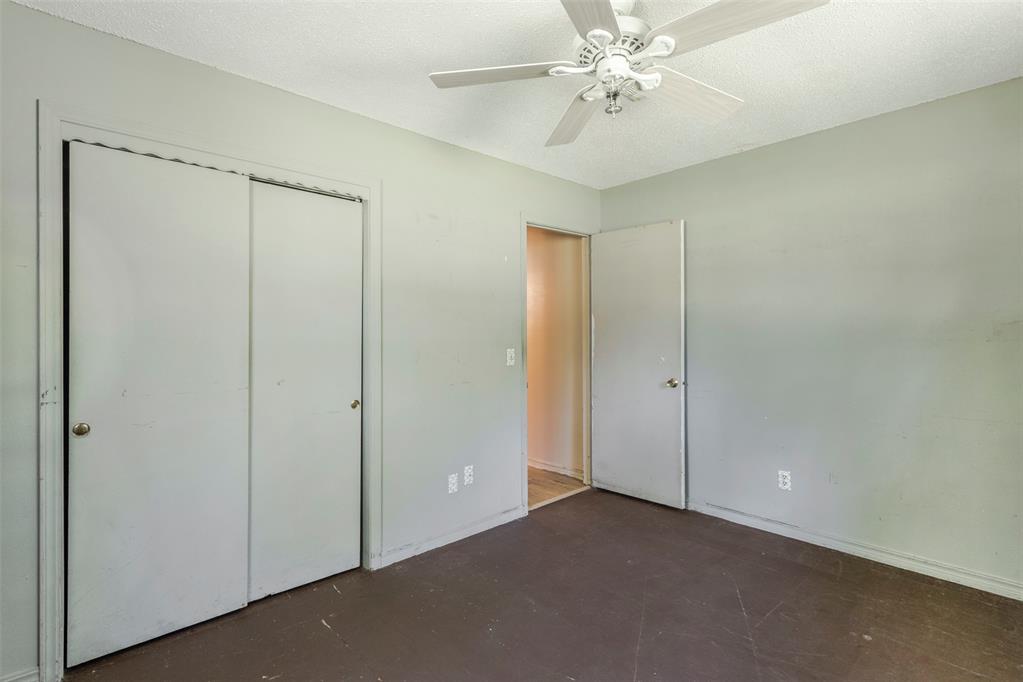 708 E Lea Terrace Property Photo 27