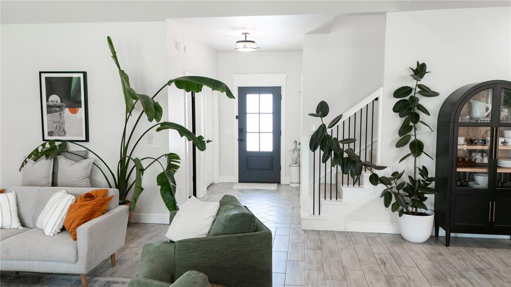 14516 Chambery Court Property Photo 3