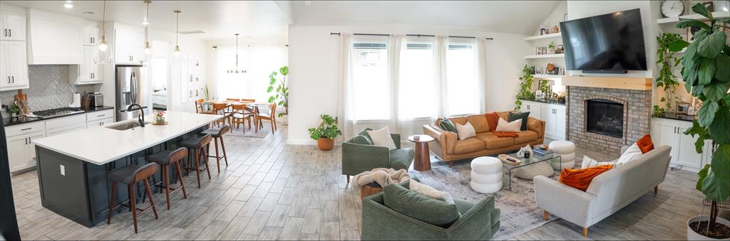 14516 Chambery Court Property Photo 8