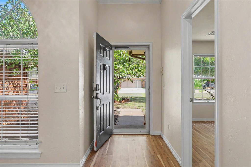 11632 Sw 11th Street Property Photo 4