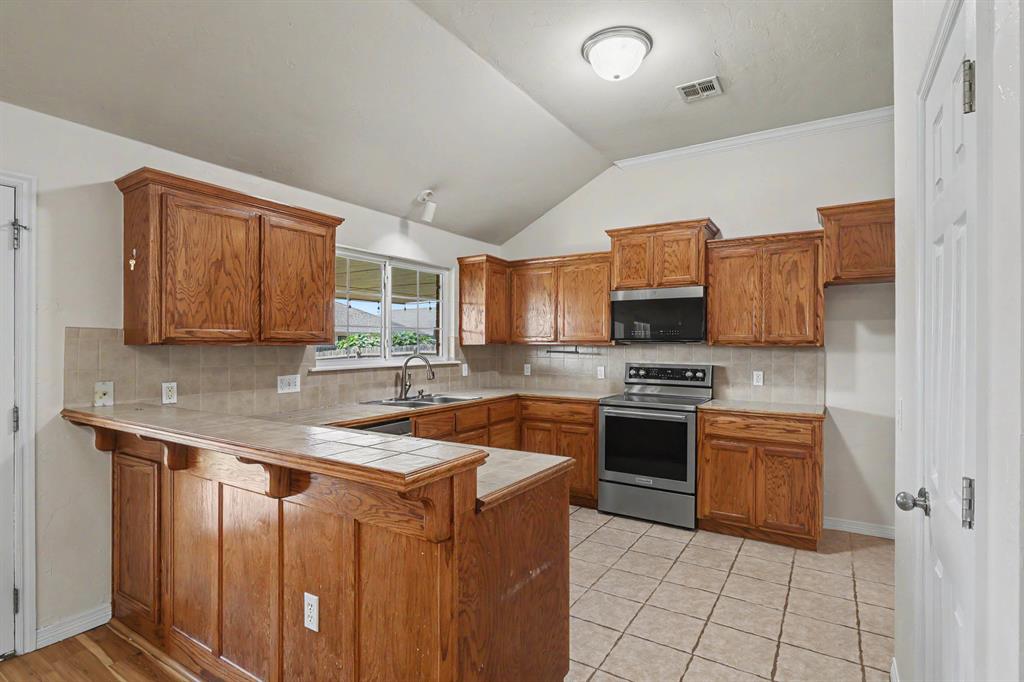 11632 Sw 11th Street Property Photo 9