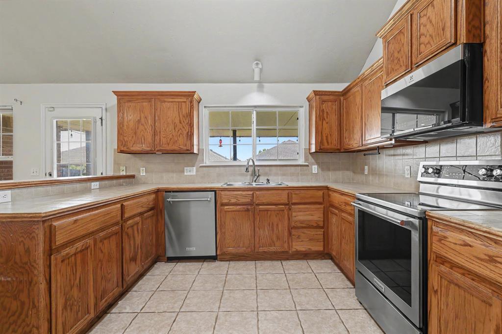 11632 Sw 11th Street Property Photo 12