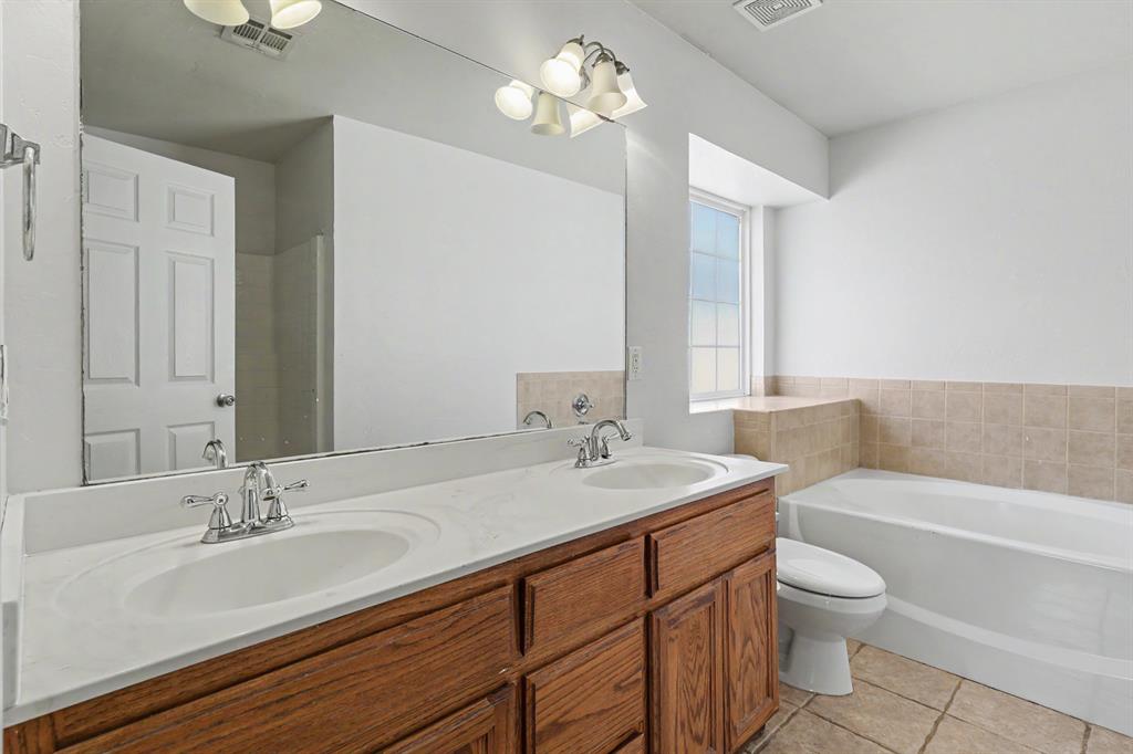 11632 Sw 11th Street Property Photo 15