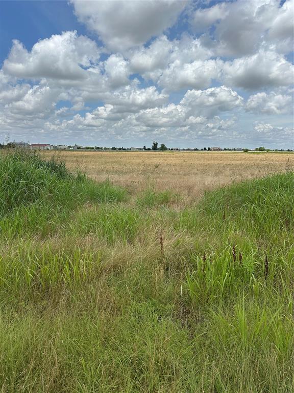 175 Apache Property Photo 3