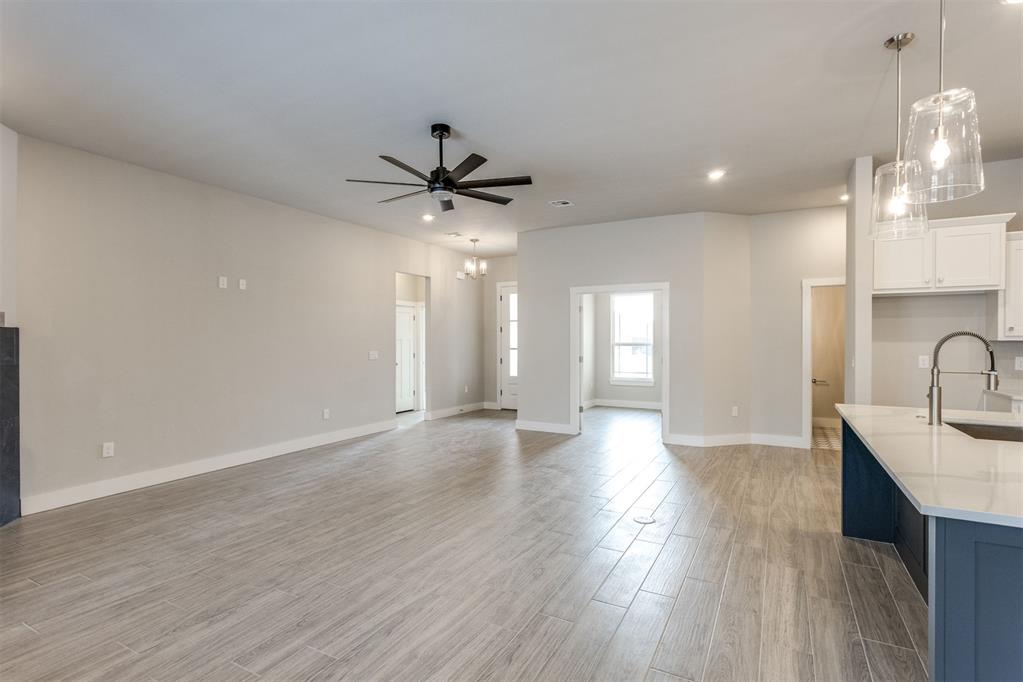 11016 Treemont Lane Property Photo 6