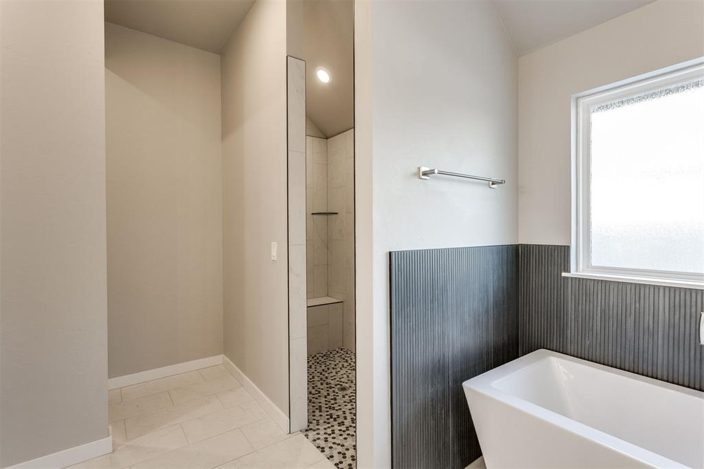 11016 Treemont Lane Property Photo 34