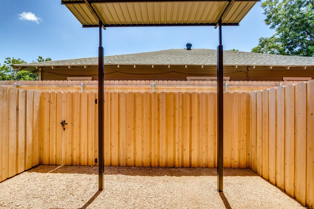 130 Nw 28th Street Property Photo 42