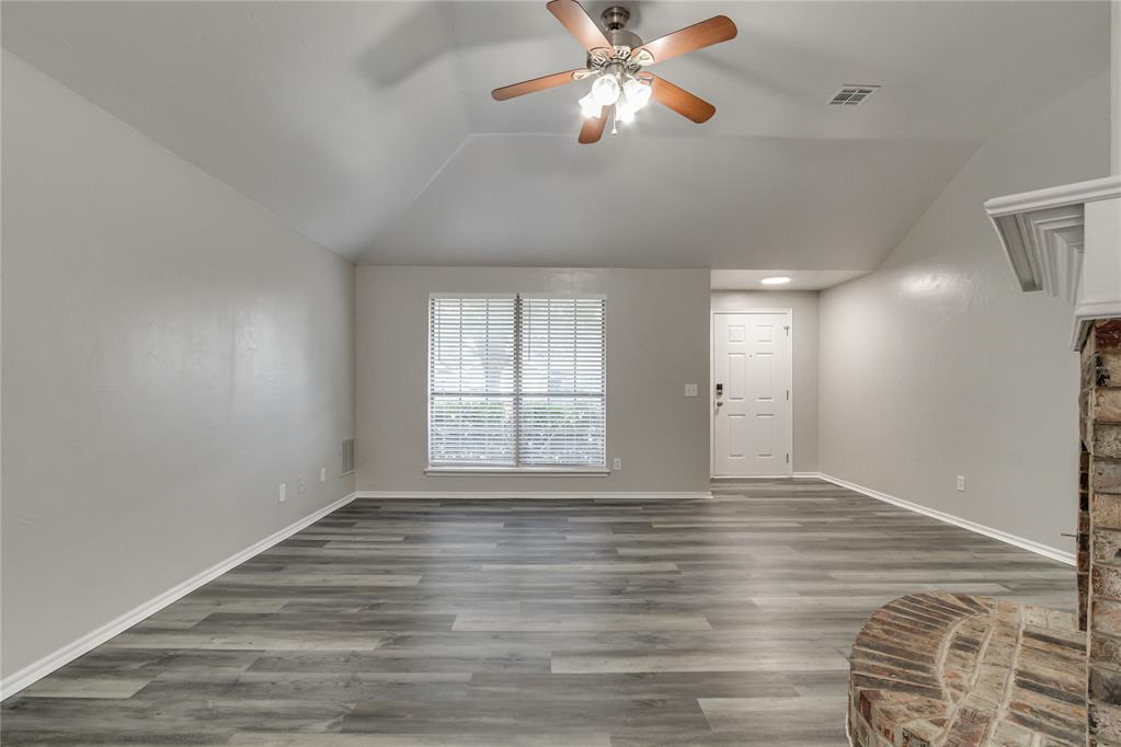 2101 Cedar Meadow Lane Property Photo 8