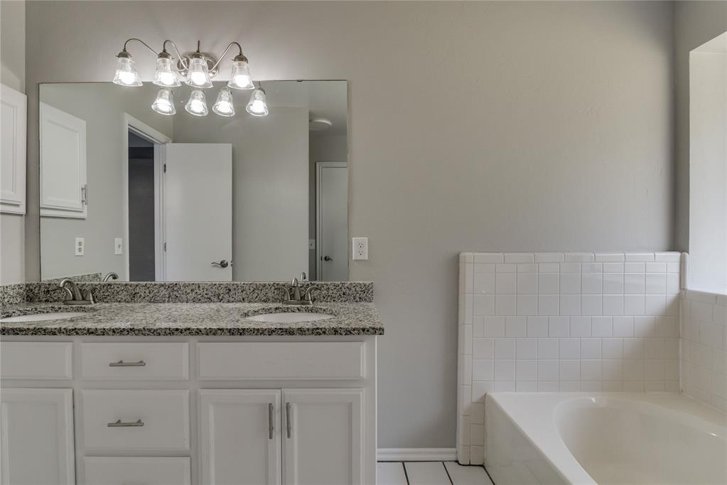 2101 Cedar Meadow Lane Property Photo 36