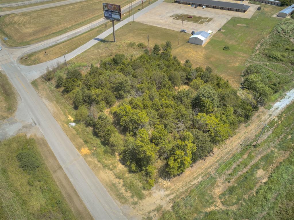 0000 Bryant At Leonard Property Photo 10