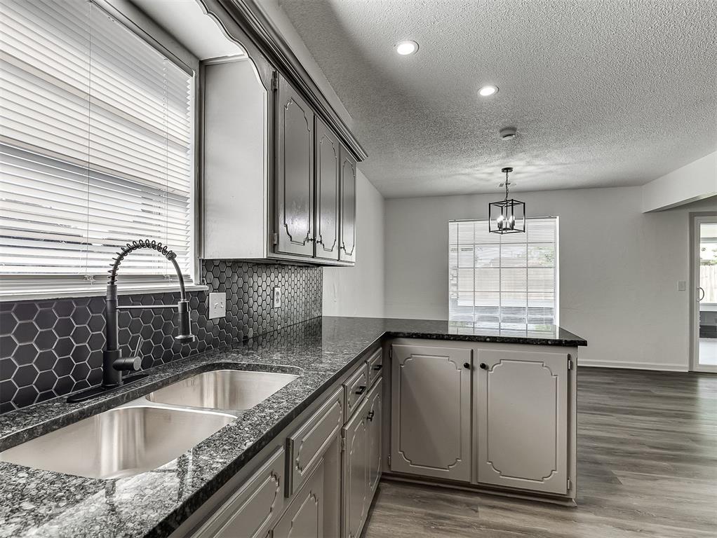 509 Sw 25th Place Property Photo 11