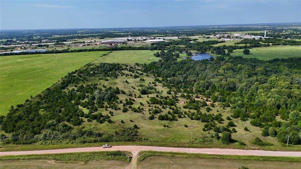 5 E 880 Road Property Photo 2