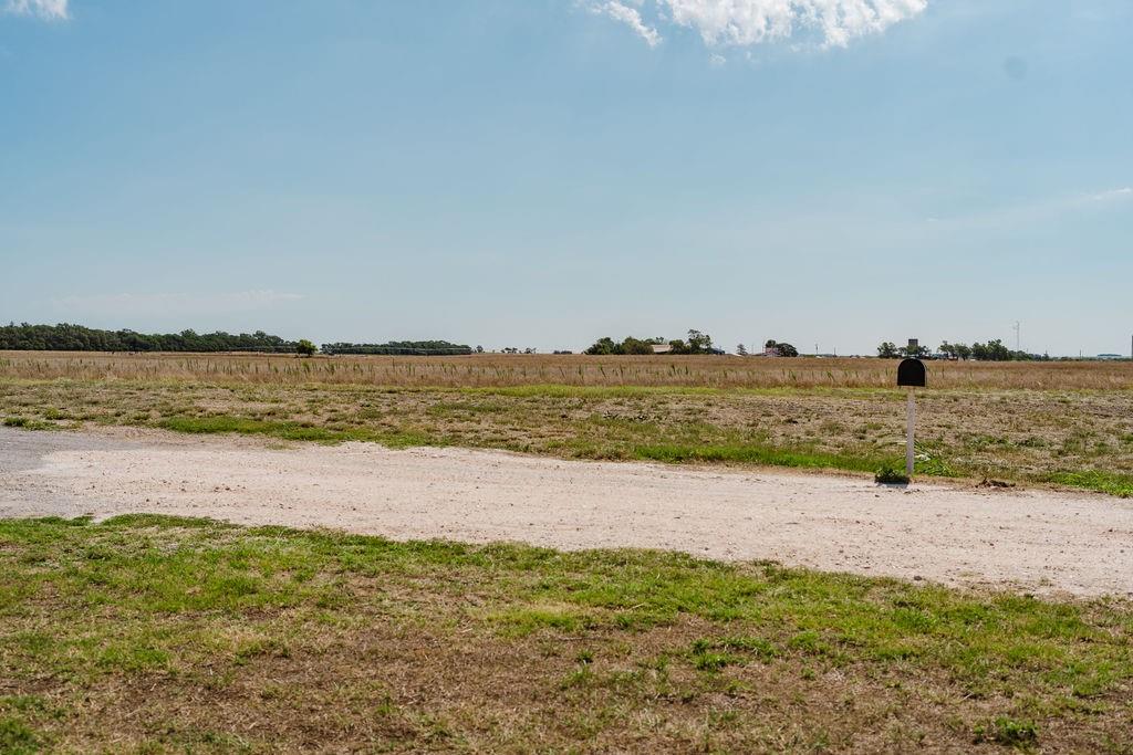 12497 N 1780 Road Property Photo 2