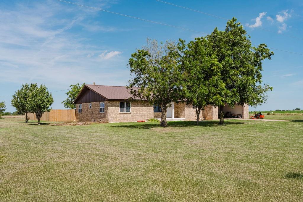 12497 N 1780 Road Property Photo 7