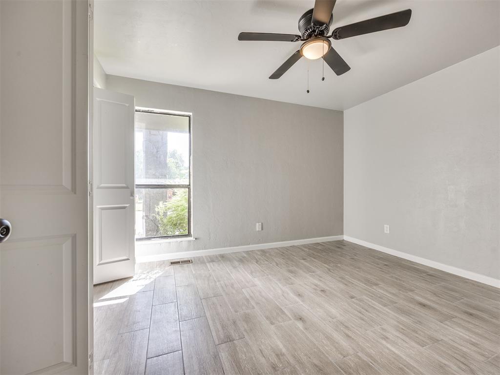 11609 Twisted Oak Road Property Photo 16
