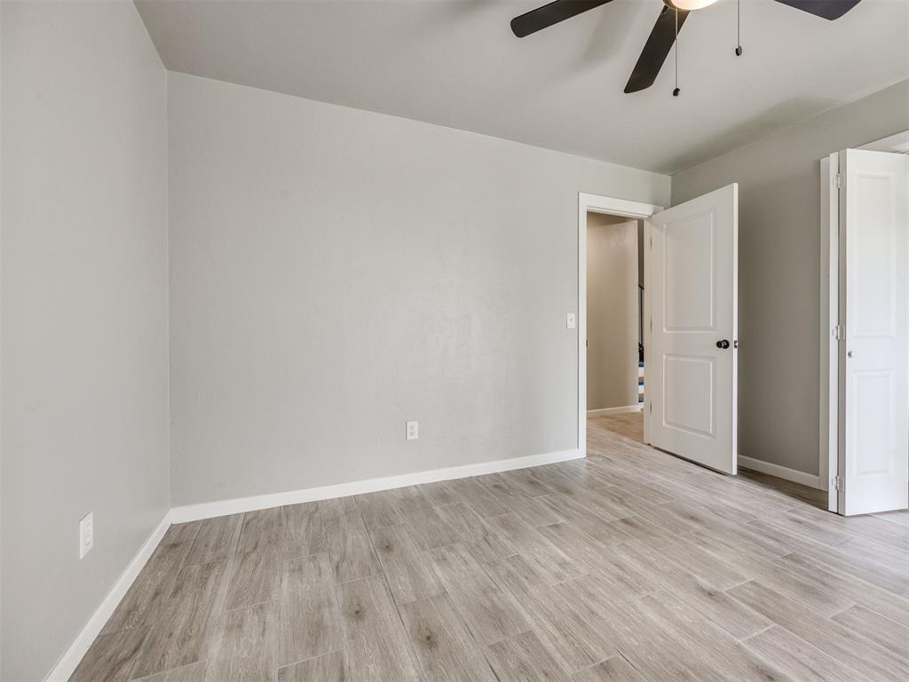 11609 Twisted Oak Road Property Photo 19