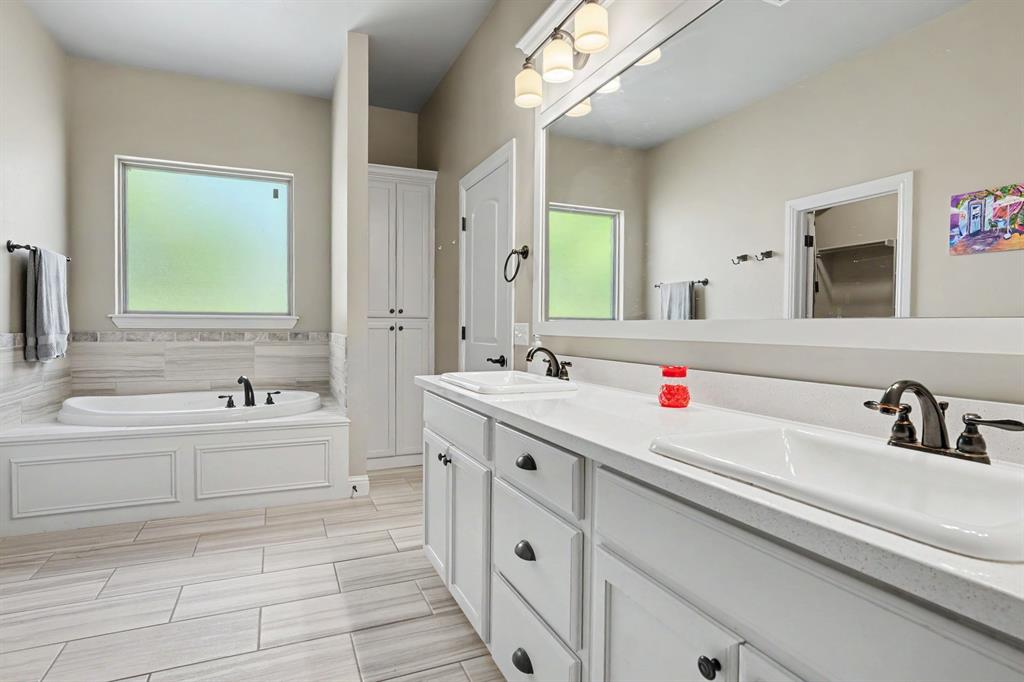 31814 Landrun Avenue Property Photo 27