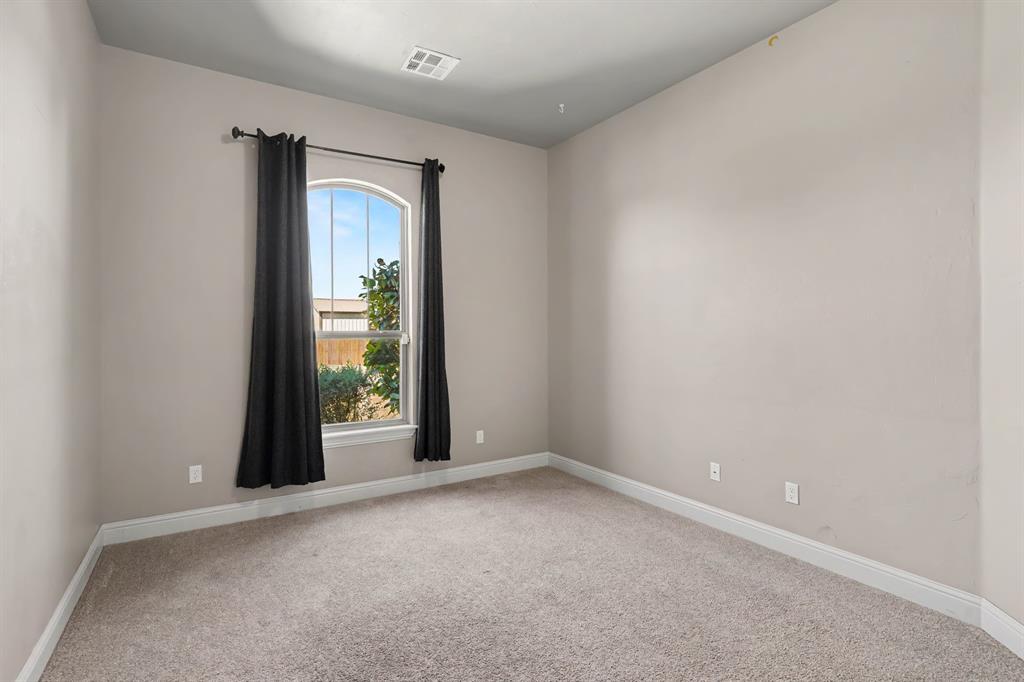 31814 Landrun Avenue Property Photo 29