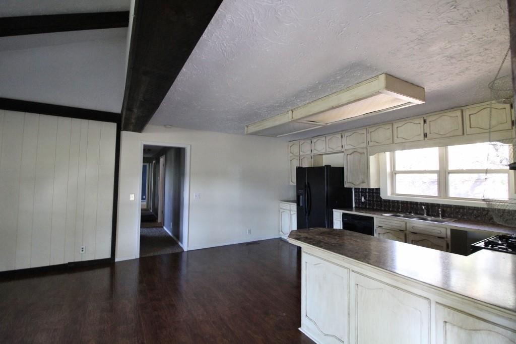 8180 E 1225 Property Photo 20
