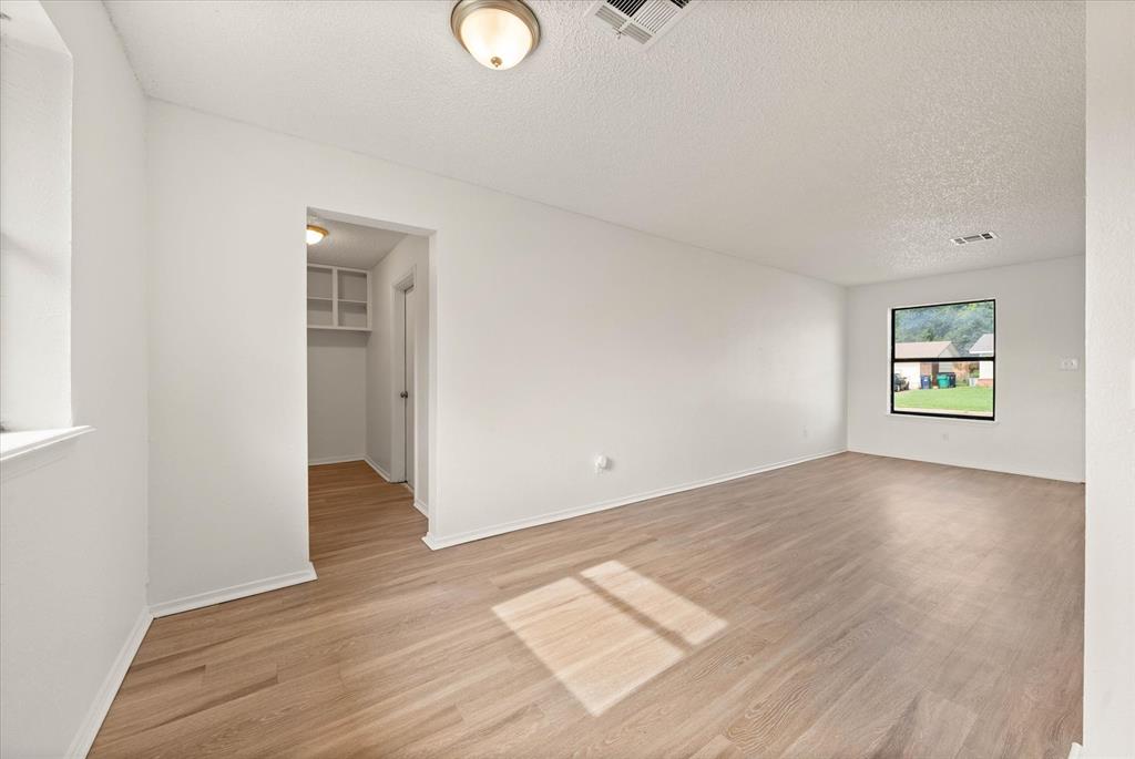 10906 Penrith Lane Property Photo 9