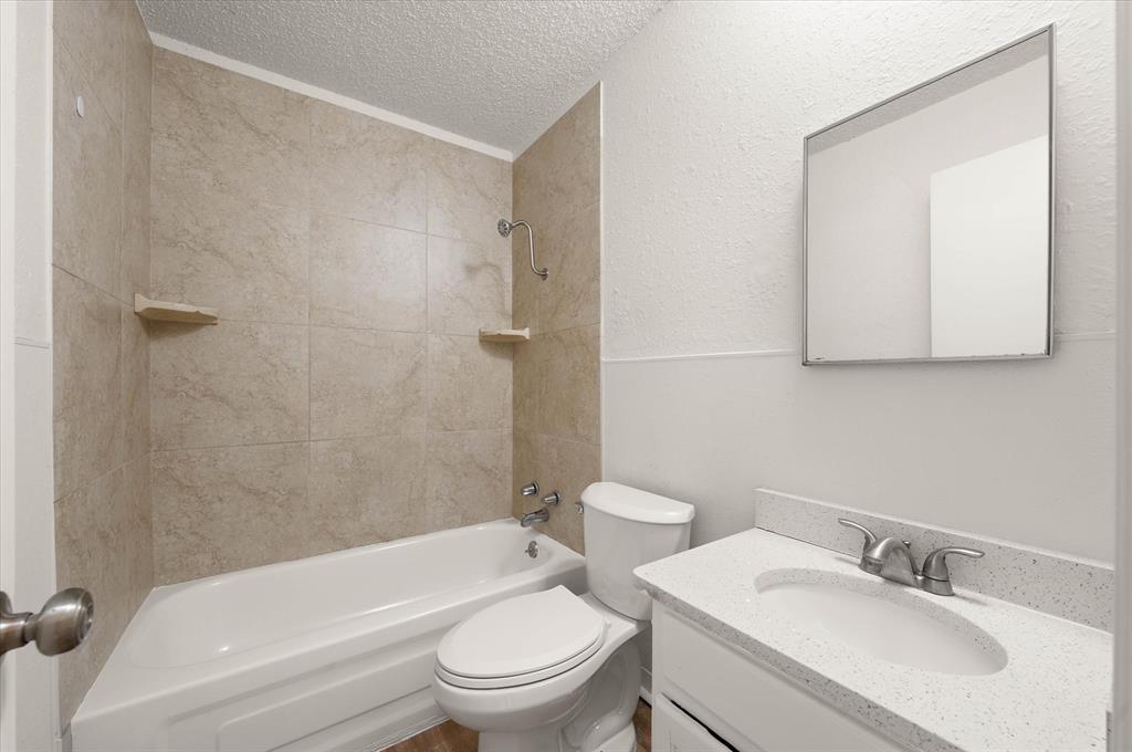 10906 Penrith Lane Property Photo 16