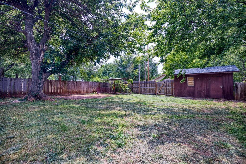 212 S 9th Street Property Photo 29