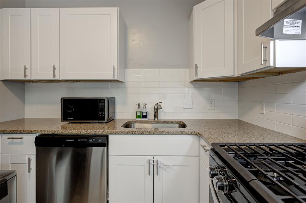 2605 Yorkshire Avenue Property Photo 13