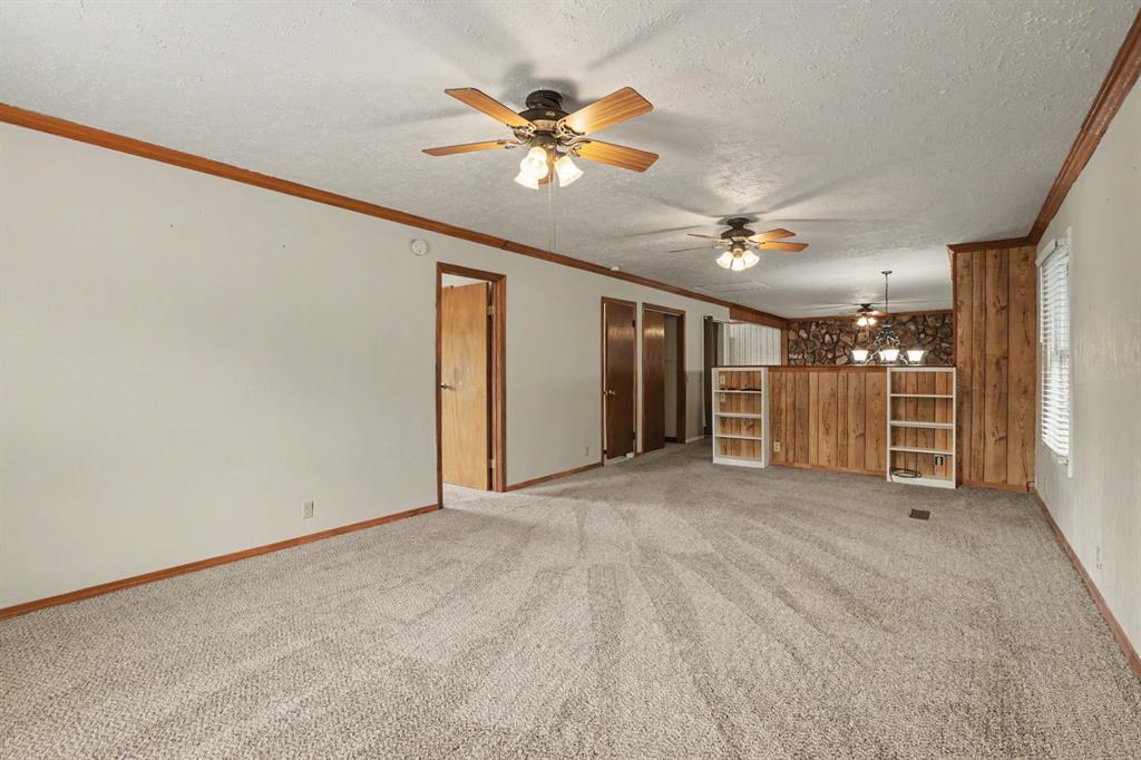 11801 S Pennsylvania Avenue Property Photo 14