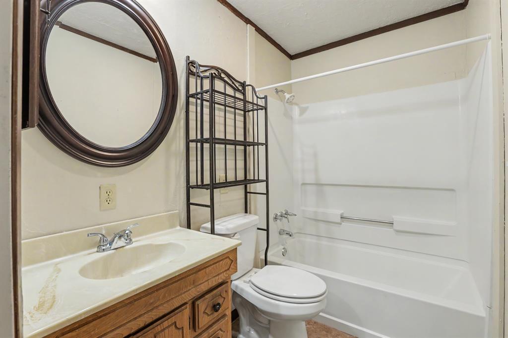 11801 S Pennsylvania Avenue Property Photo 15