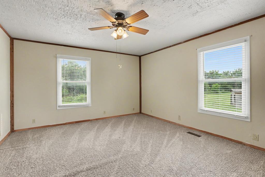 11801 S Pennsylvania Avenue Property Photo 16