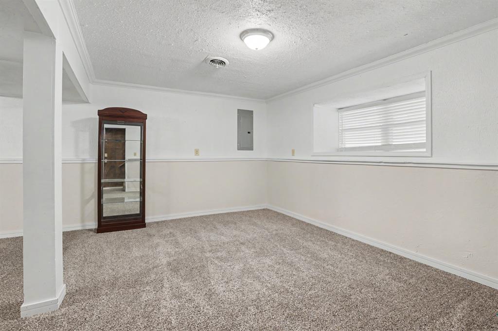 11801 S Pennsylvania Avenue Property Photo 19