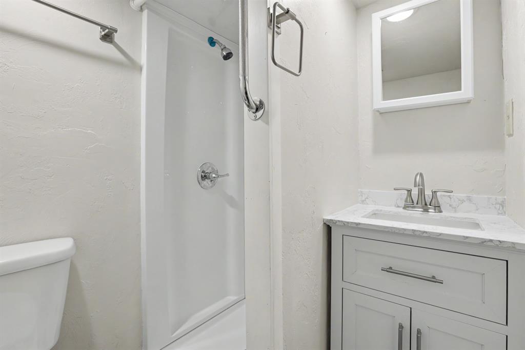 11801 S Pennsylvania Avenue Property Photo 24