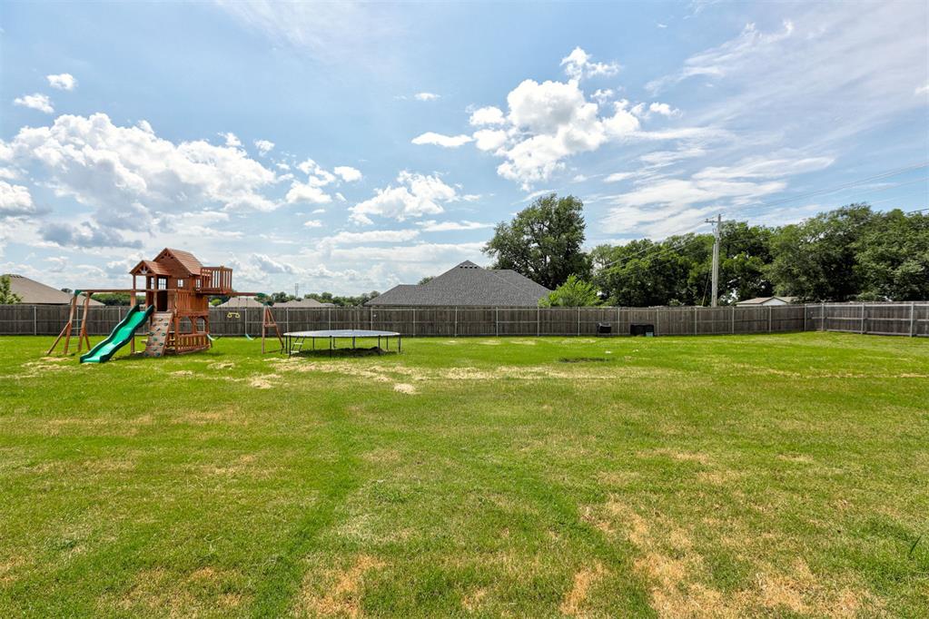 8430 Hidden Creek Drive Property Photo 45