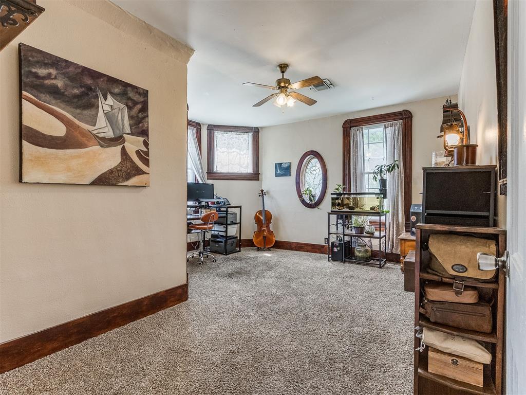 301 N Rock Island Avenue Property Photo 47