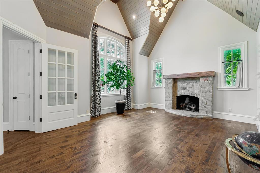 1807 Summerhaven Way Property Photo 17