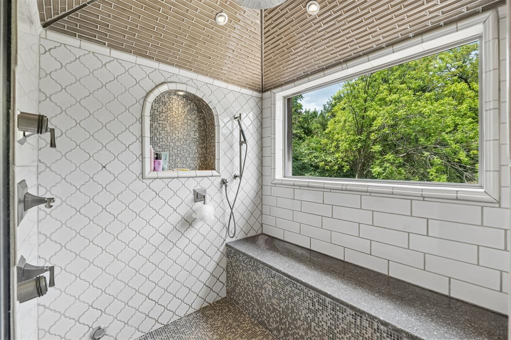 1807 Summerhaven Way Property Photo 34