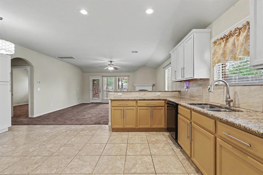 9505 Timberwind Lane Property Photo 10