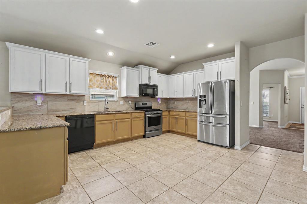 9505 Timberwind Lane Property Photo 12